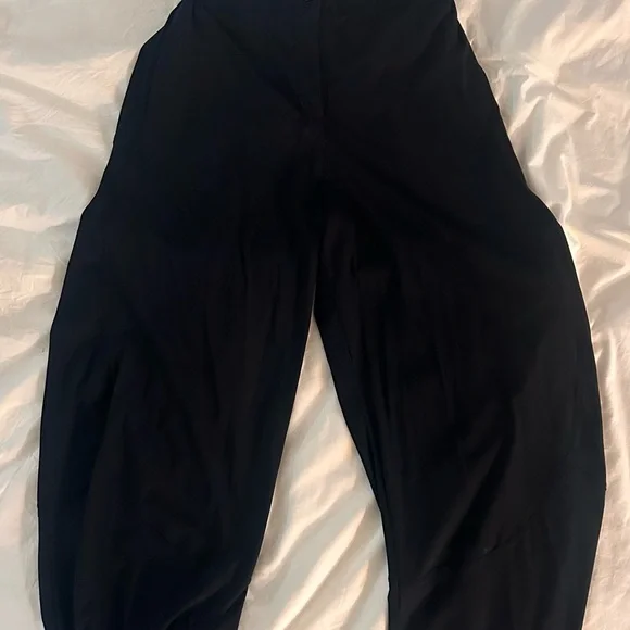 Luxury Women's Black Barrel Leg Pants - Picture 3 of 3